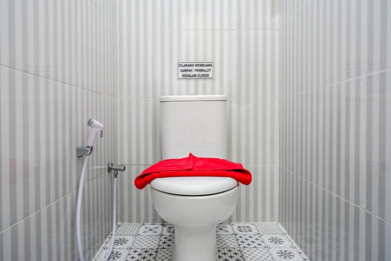 Reddoorz Near Rita Supermall Purwokerto 2 Exteriér fotografie