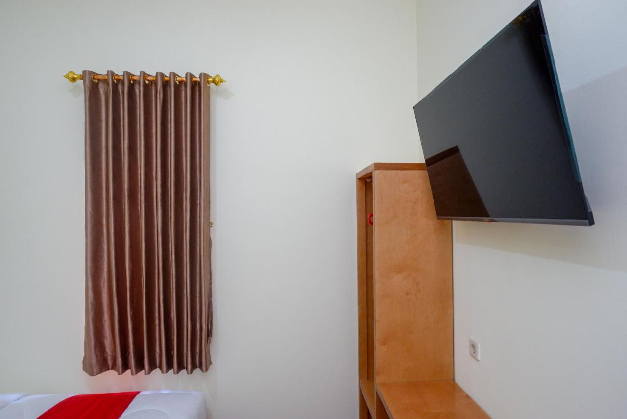 Reddoorz Near Rita Supermall Purwokerto 2 Exteriér fotografie