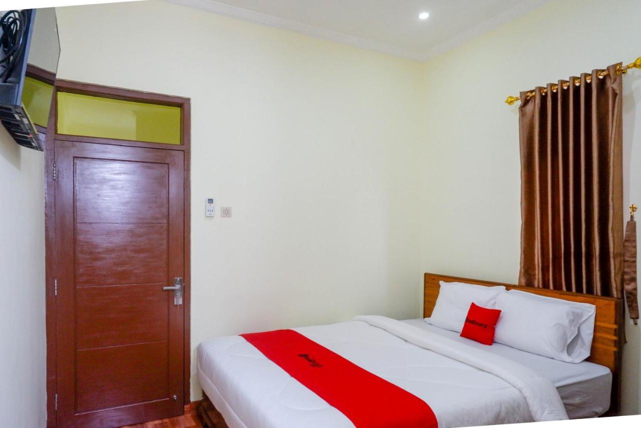 Reddoorz Near Rita Supermall Purwokerto 2 Exteriér fotografie