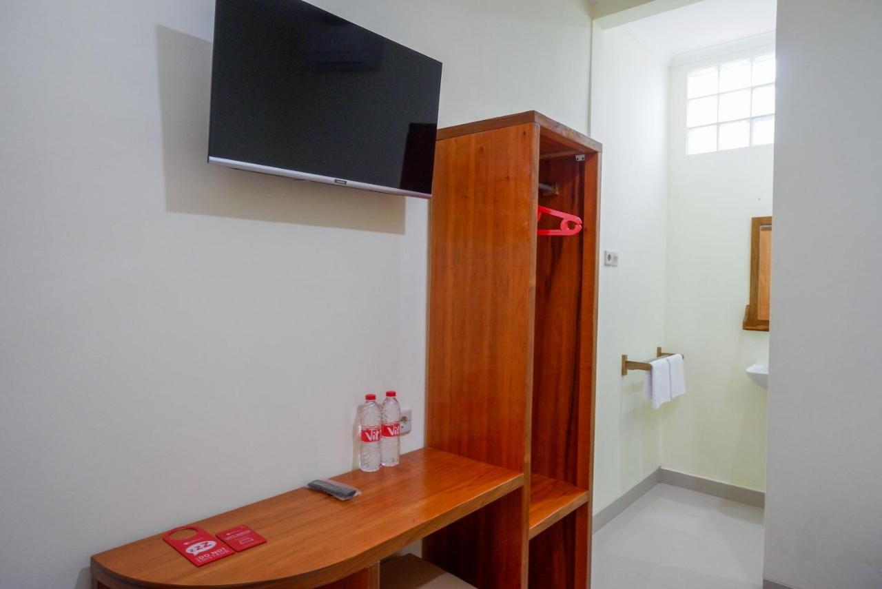 Reddoorz Near Rita Supermall Purwokerto 2 Exteriér fotografie
